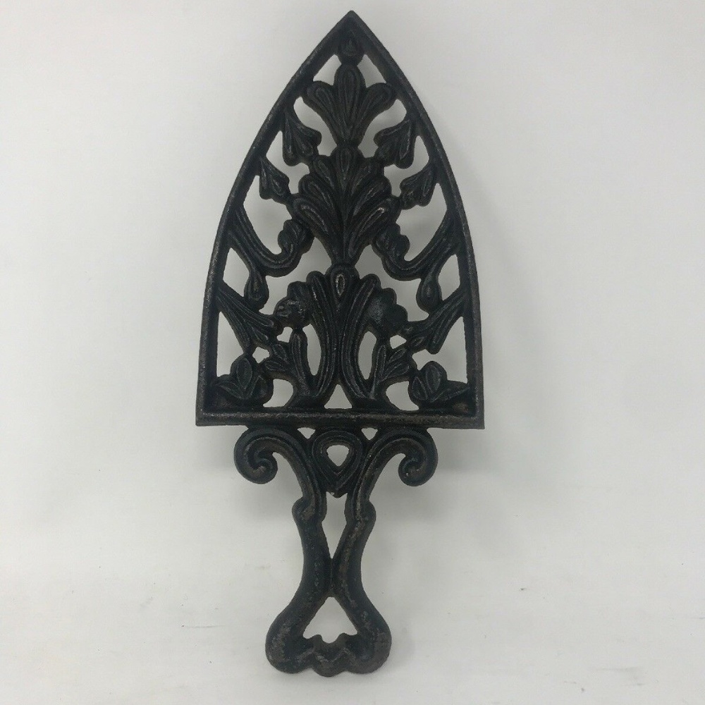 Vintage Cast iron SAD IRON Shaped TRIVET STAND